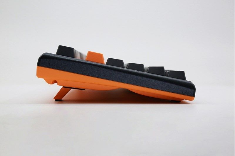 Varmilo VBM109 Bot: Lie USB EC V2 Sakura Gaming Keyboard