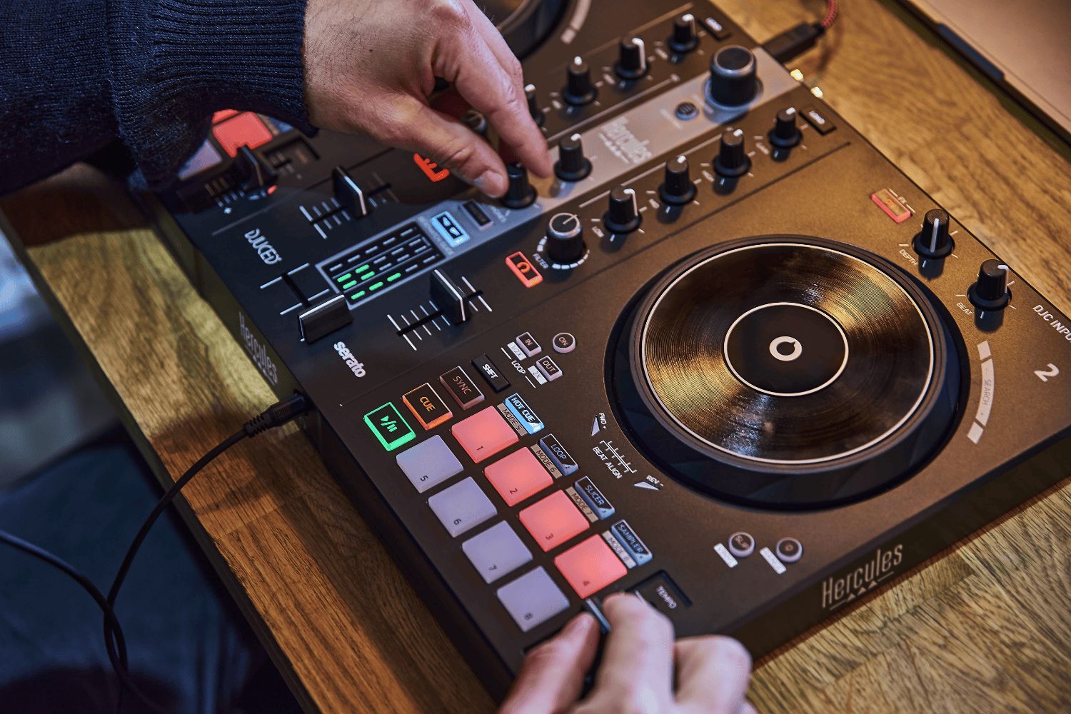 Hercules DJControl Inpulse 300 MK2 Keverőpult Black