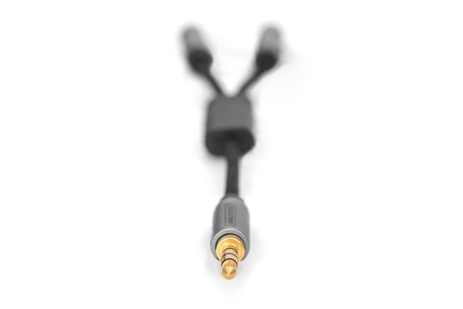 Digitus DB-510320-002-S Audio Headset Adapter 3.5mm jack to 2x 3.5mm socket Black
