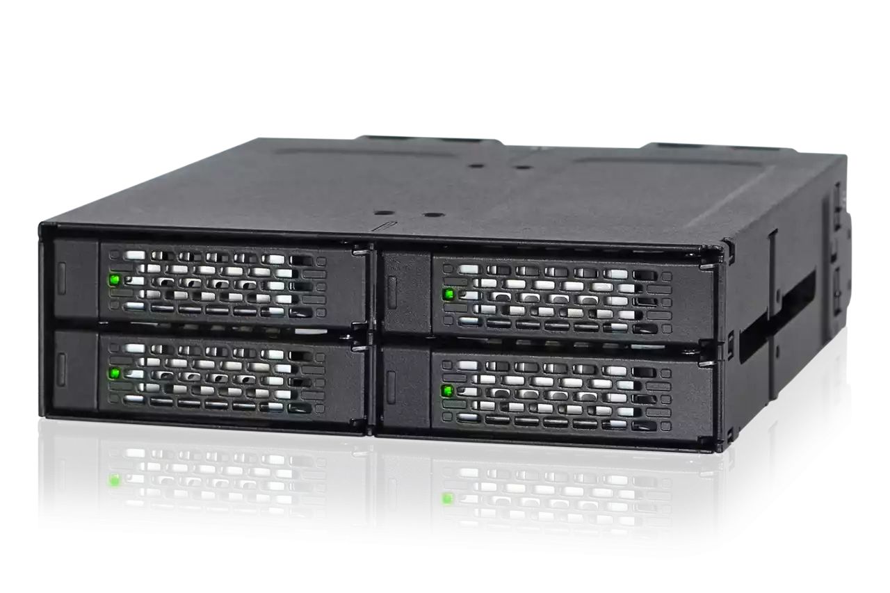 IcyDock ToughArmor MB699VP-B V3 4 Bay 2.5" U.2/U.3 NVMe SSD PCIe 4.0 Mobile Rack Enclosure for External 5.25" Drive Bay (4 x OCuLink SFF-8612 4i)