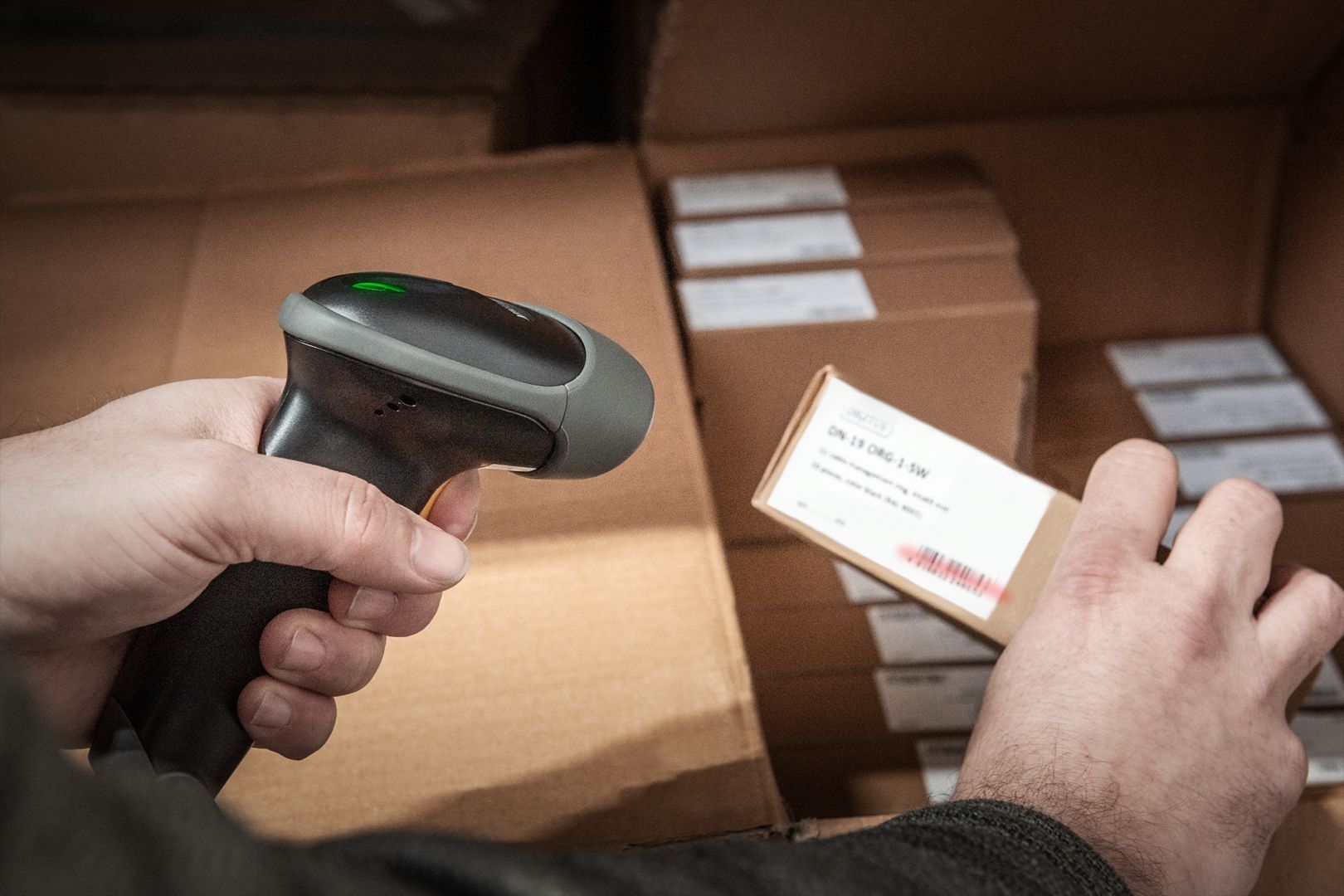Digitus DA-81003 1D/2D kézi vonalkódolvasó USB kit állvánnyal