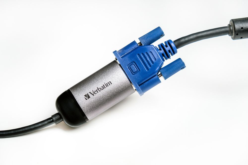 Verbatim USB-C to VGA Adapter