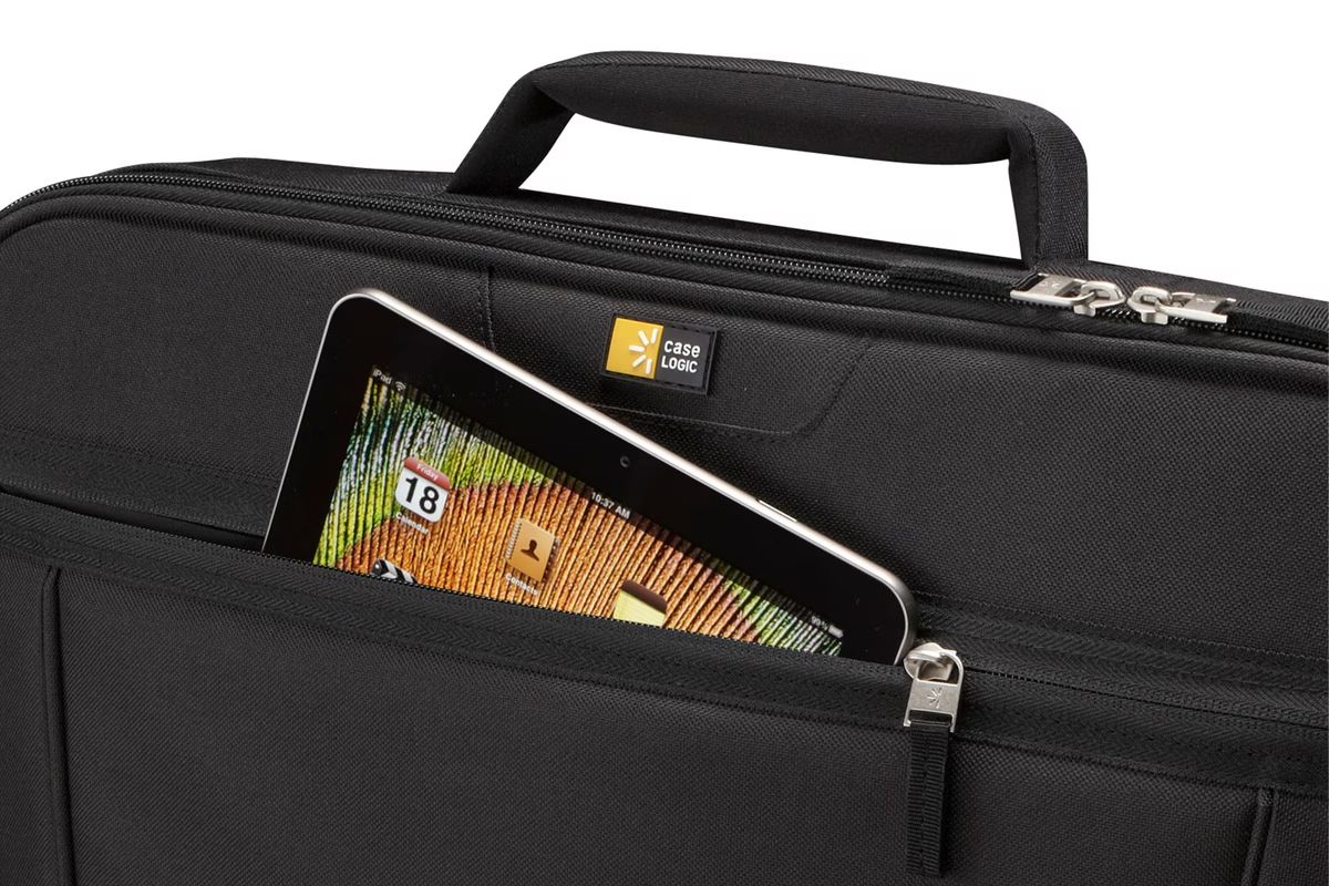 Case Logic VNCI-215 Notebook táska 15,6" Black