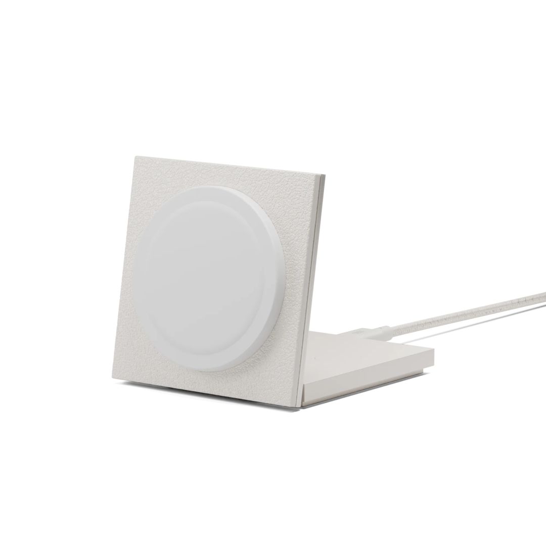 Native Union Rise Solo Qi2 wireless charger Sandstone