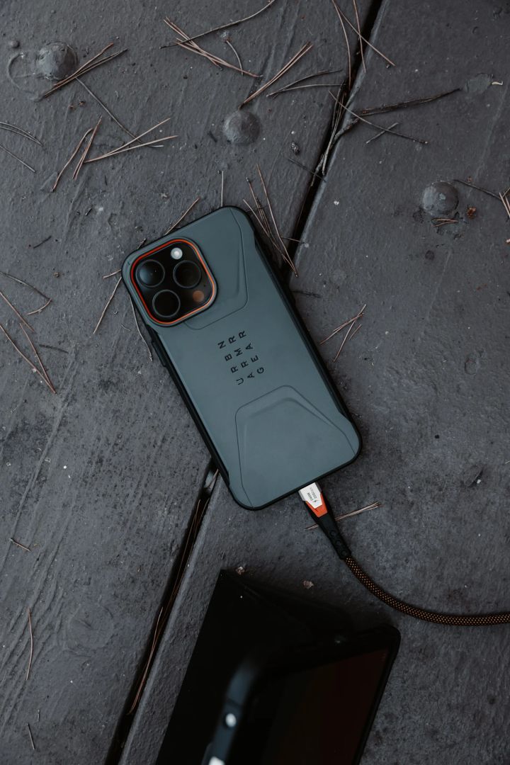 UAG SRGE Cable USB-C - USB-C 240W USB 3.2 0,75m Black/Orange