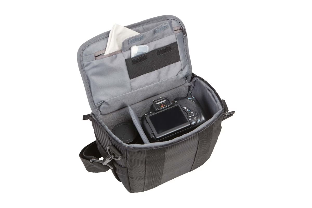 Case Logic BRCS-103 Bryker Camera Case DSLR large Black