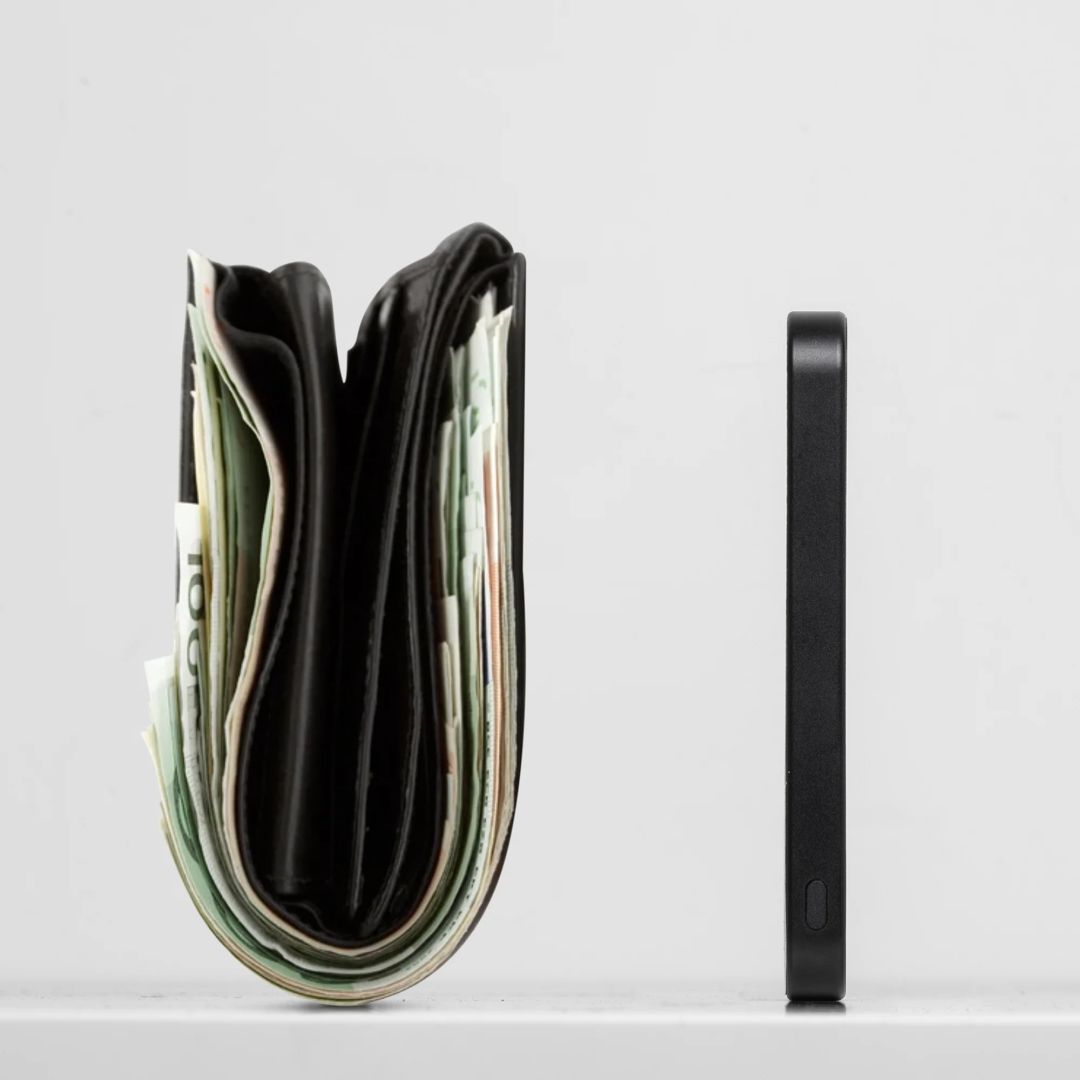 Native Union (Re)Classic Magnetic 5000mAh Power Bank Navy